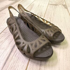 CROCS Women's Brown Slingback Sandals